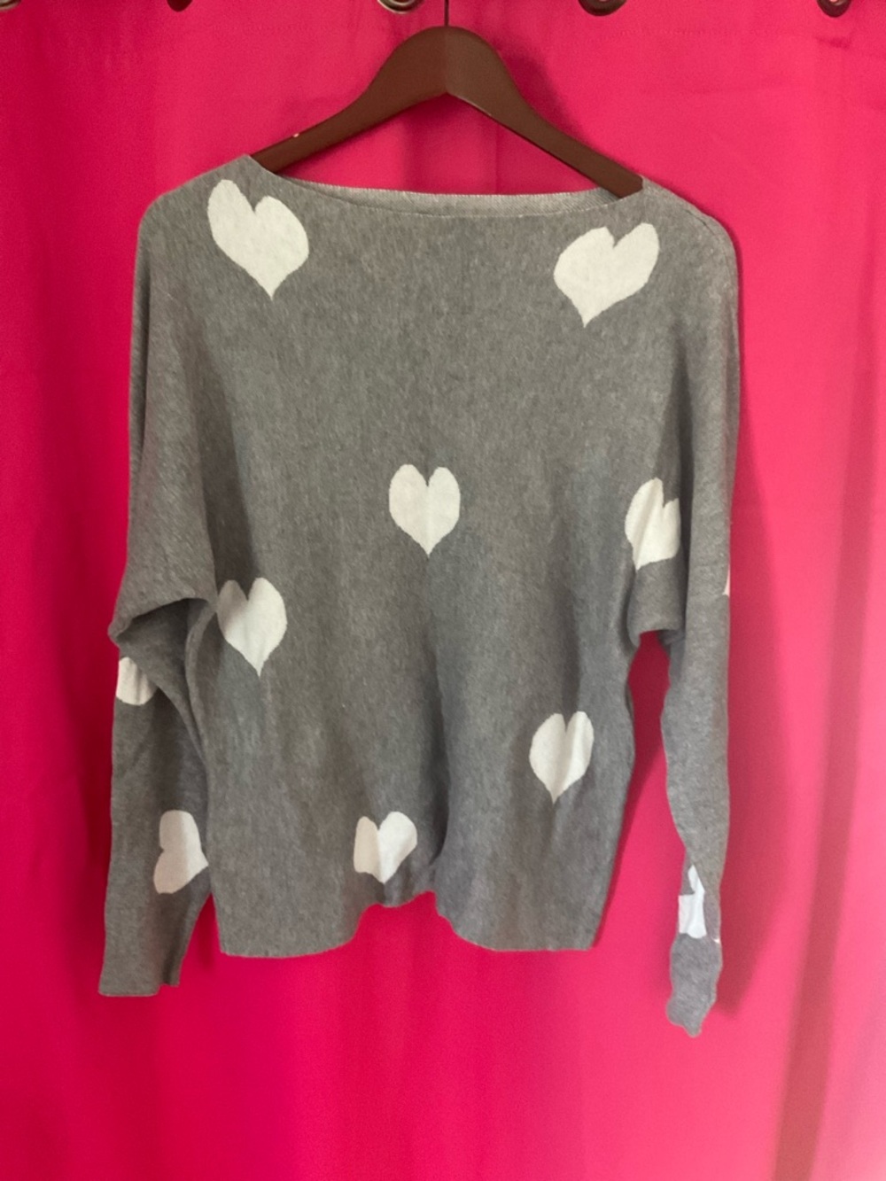Elle Gray and White Off-the-Shoulder Heart Sweater
